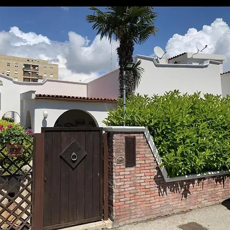 Ninni Oda ve Kahvaltı Taranto